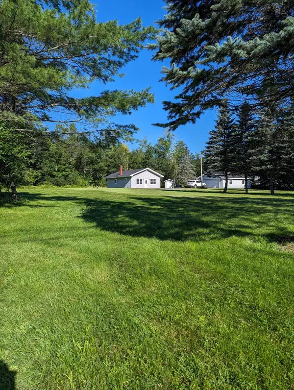 Palmyra, ME 04965,76 Oxbow RD