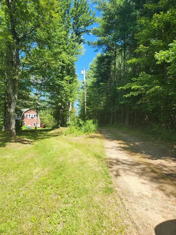 Paris, ME 04281,28 King Hill RD