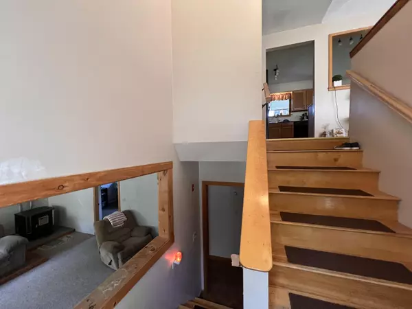 Milford, ME 04461,34 Tallwood DR