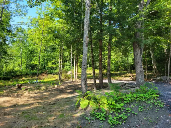 Mount Vernon, ME 04352,50 Dill RD