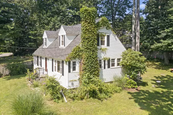 Kittery, ME 03904,48 Eliot RD