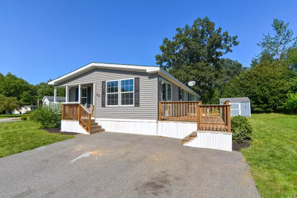 Kittery, ME 03904,20 Sandalwood CIR