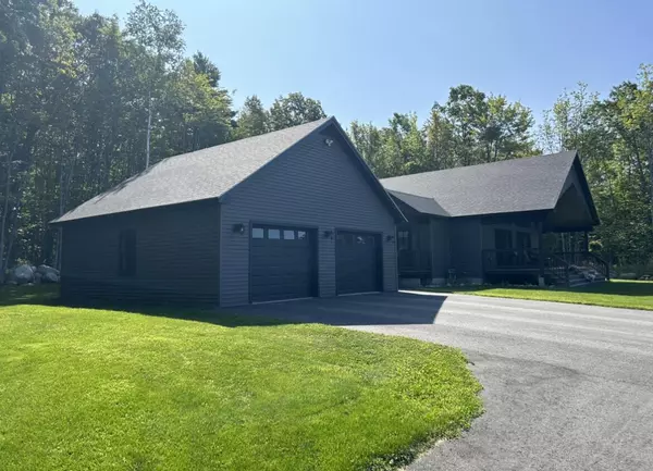 Oxford, ME 04270,79 Scenic Heights DR