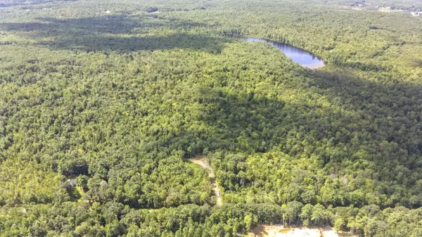 Whitefield, ME 04353,626 Cooper RD