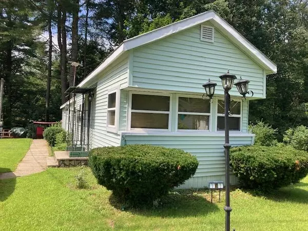 Turner, ME 04282,5 Blue Hill DR