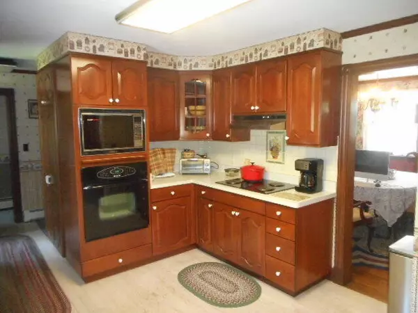 Millinocket, ME 04462,4 Heritage ST