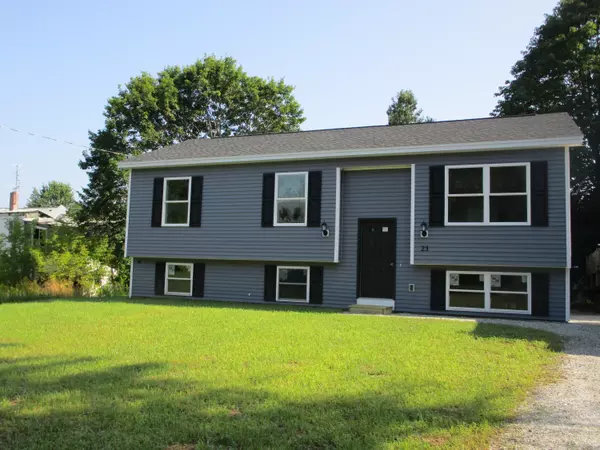 23 Pearl ST, Norway, ME 04268