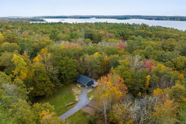 Westport Island, ME 04578,1814 Main RD