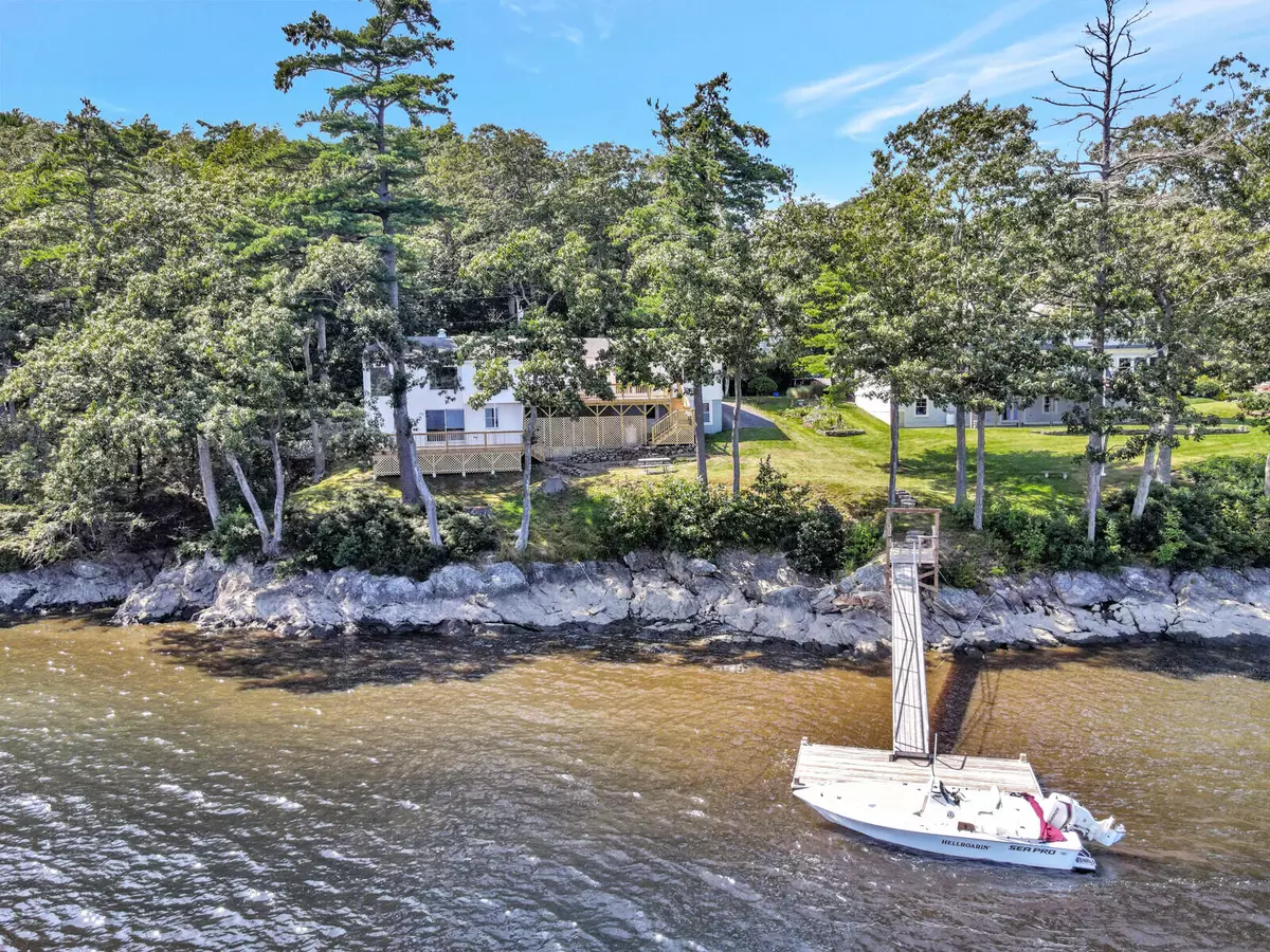 Bath, ME 04530,1537 Washington ST