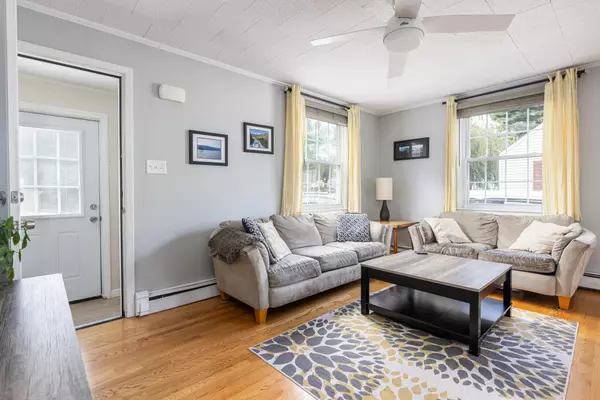 South Portland, ME 04106,7 Buchanan ST