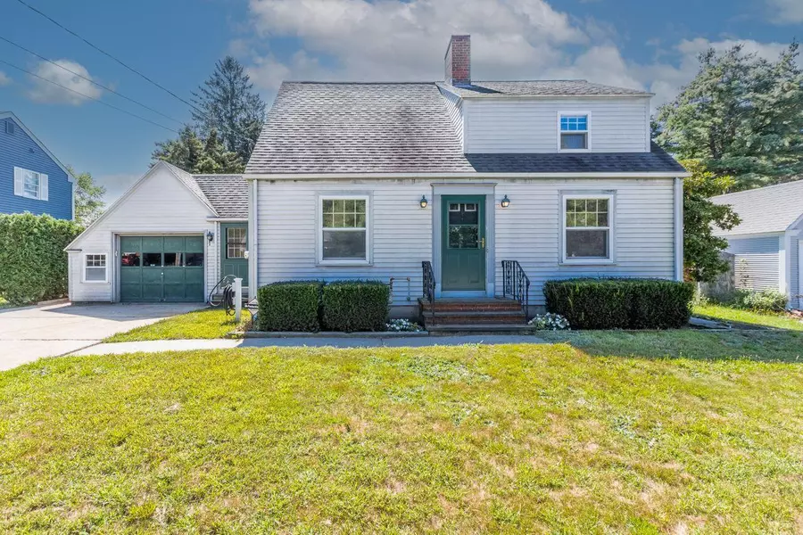 128 Capisic ST, Portland, ME 04102