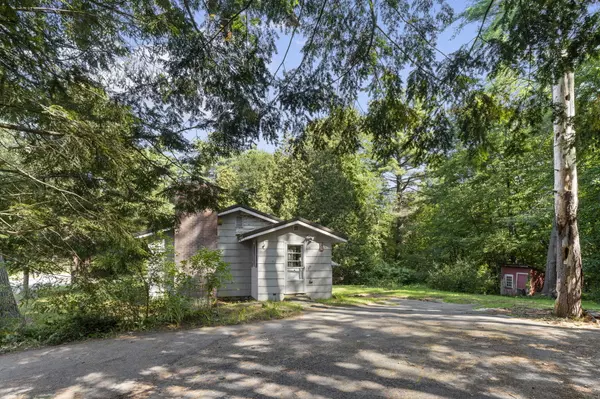 Naples, ME 04055,53 Harrison RD