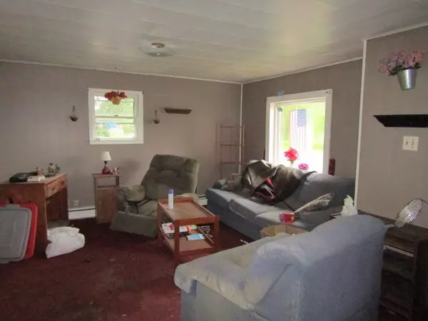 Gouldsboro, ME 04607,702 Pond RD