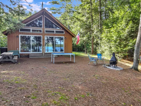 Winthrop, ME 04364,120 Clement LN