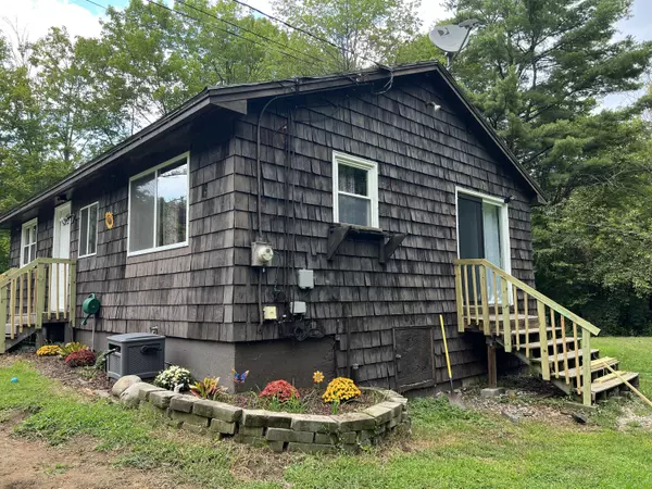 Auburn, ME 04210,27 Cedarwood RD