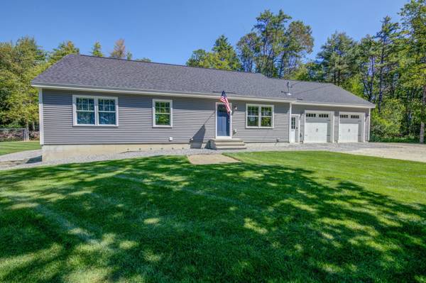 209 Royal RD, Pownal, ME 04069