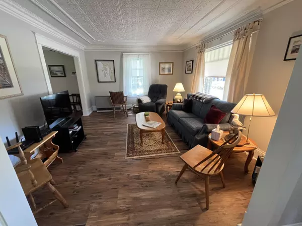 Winter Harbor, ME 04693,45 Harbor RD