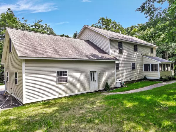 Sidney, ME 04330,3 Granite DR