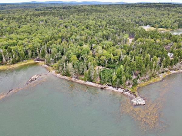 36 Spruce LN, Steuben, ME 04680