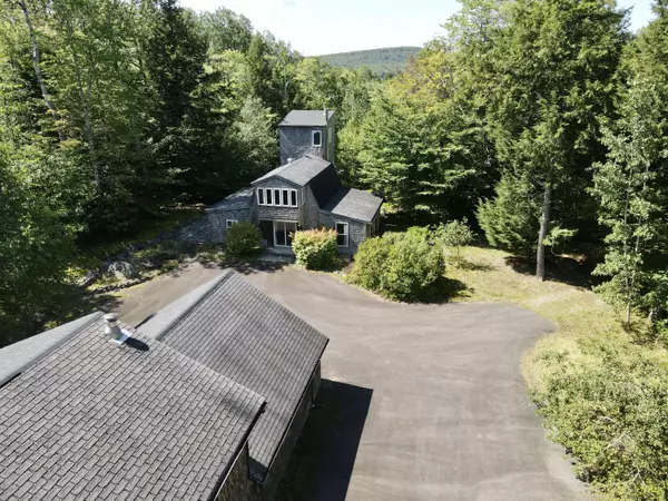 38 Johnson Cove RD,  Otis,  ME 04605