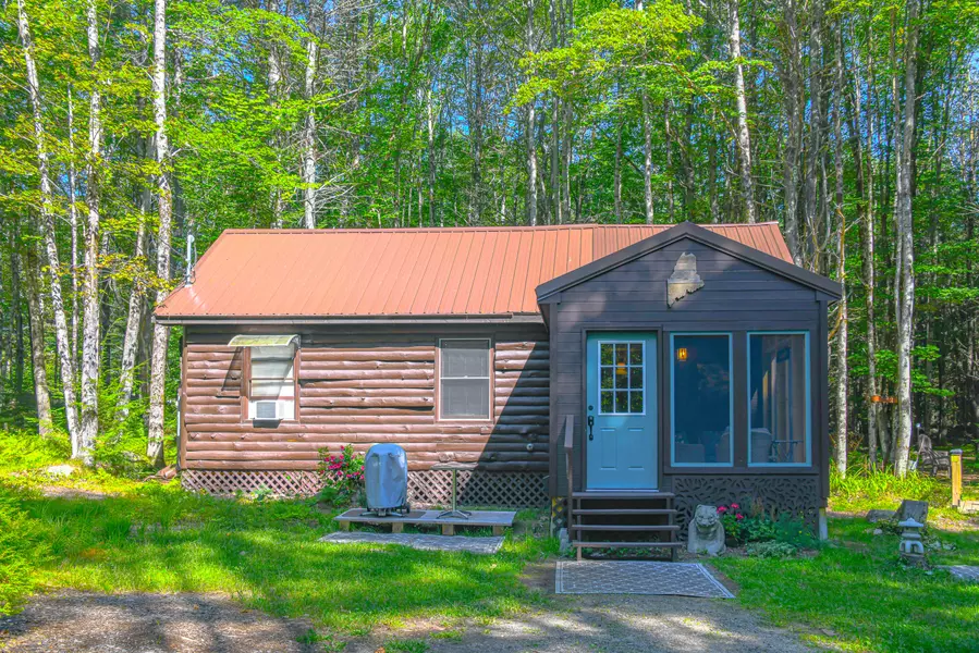 1196 Edes Falls RD, Harrison, ME 04040