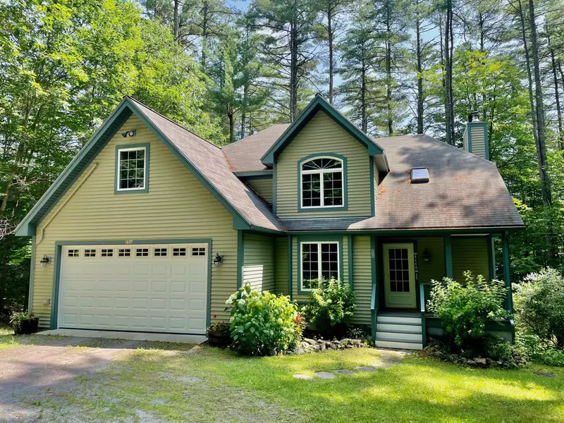 250 Mountain RD, Bridgton, ME 04009