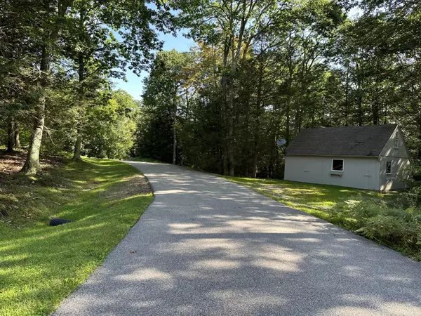 Freeport, ME 04032,23 Lookout DR