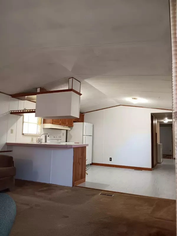 Woodland, ME 04736,292 Langley RD