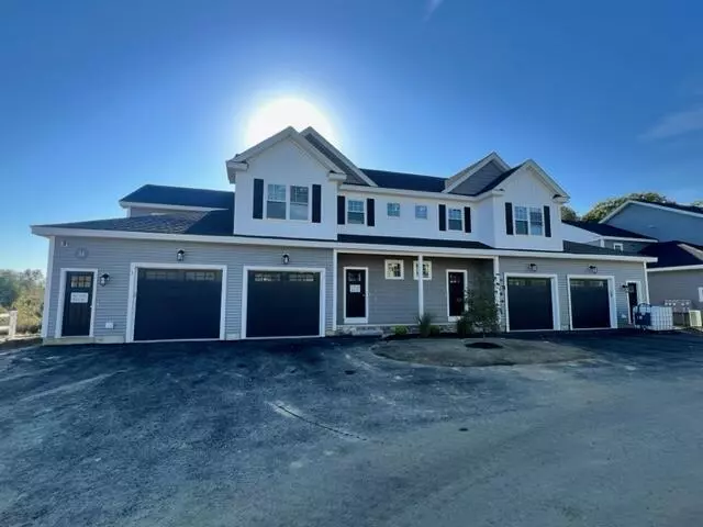 Kittery, ME 03904,34 Regency CIR #2