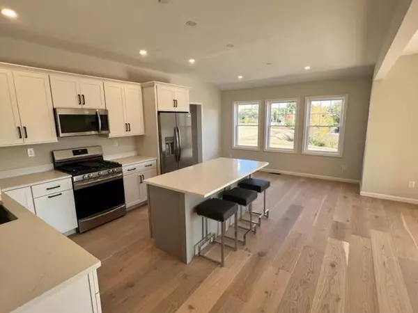 Kittery, ME 03904,34 Regency CIR #2