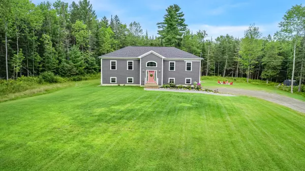 45 Doughty BLVD, Levant, ME 04456