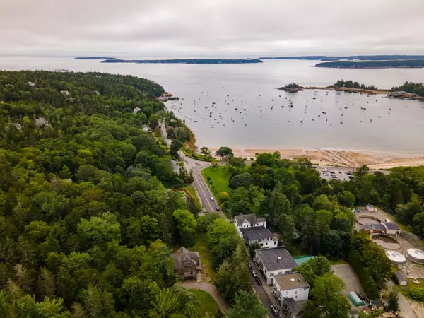 Mount Desert, ME 04675,11 Main ST