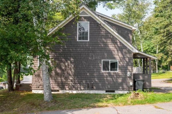 Milford, ME 04461,120 Bradley RD