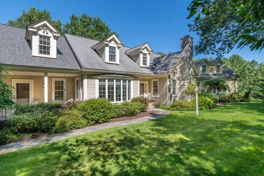 5 Annies WAY, Kennebunk, ME 04043