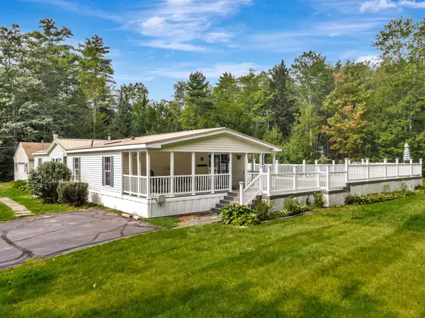10 Partridge PL, Chelsea, ME 04330