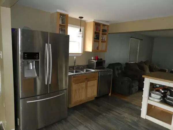 South Portland, ME 04106,118 Cleveland CIR