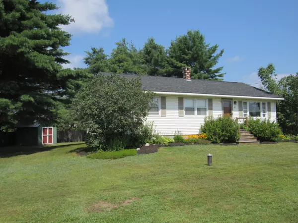 Norridgewock, ME 04957,4 Oosoola ST