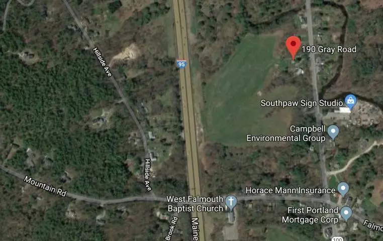 Falmouth, ME 04105,190 Gray RD