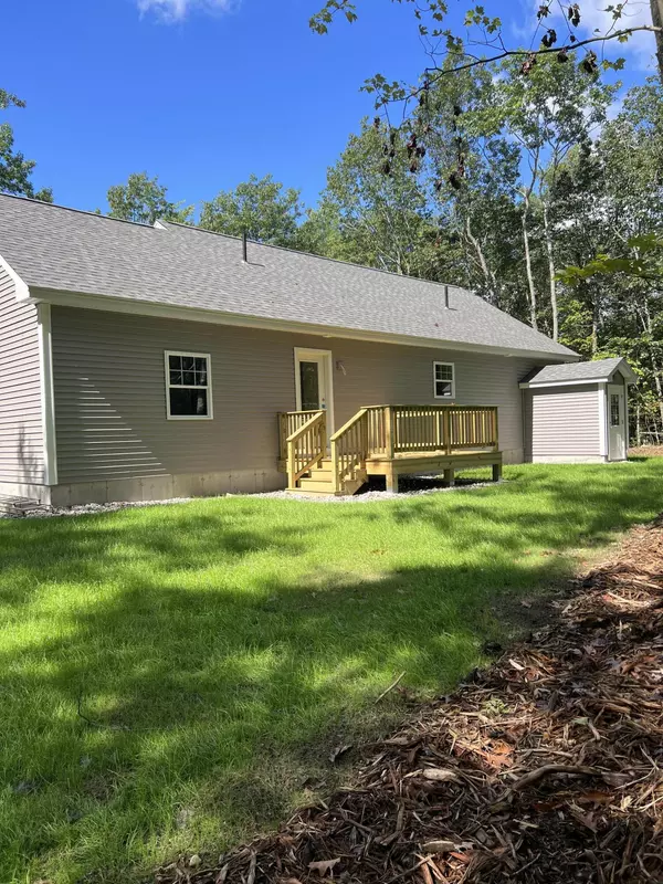Naples, ME 04055,124 Burnham DR