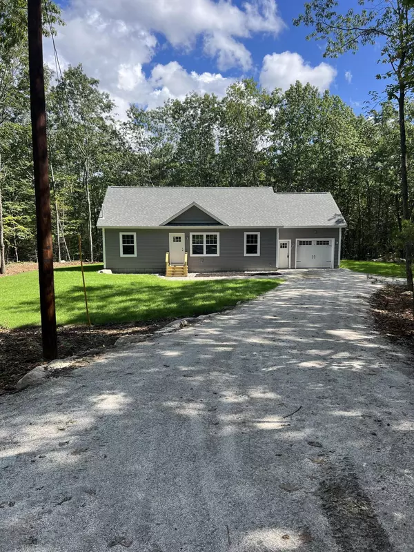 Naples, ME 04055,124 Burnham DR