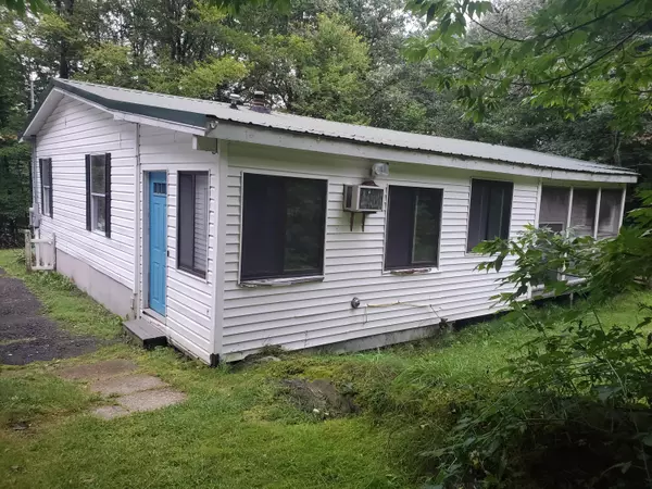 Sidney, ME 04330,190 Dinsmore Rd RD