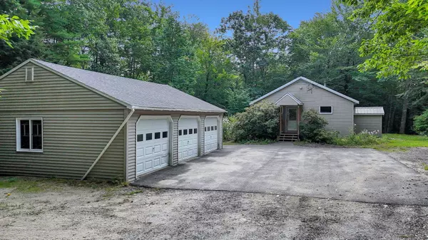 New Gloucester, ME 04260,18 Taylors TRL