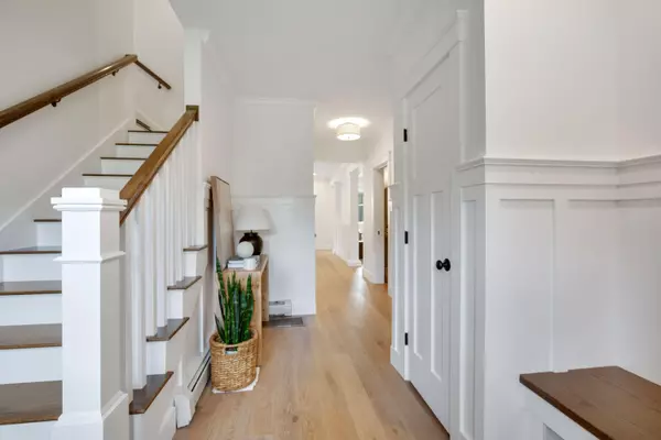 Kennebunkport, ME 04046,63 Oakwood DR