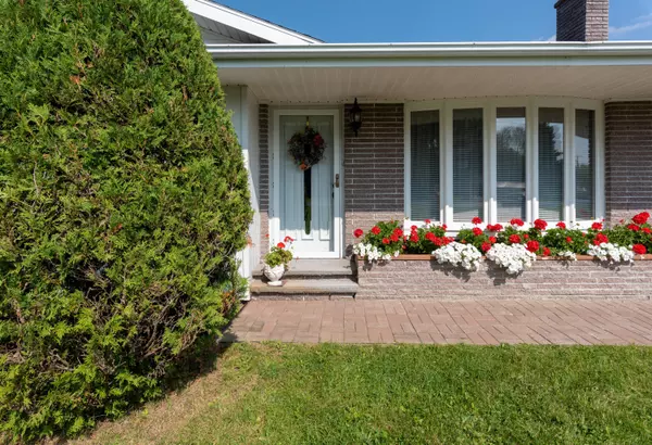 Grand Isle, ME 04746,518 Main ST