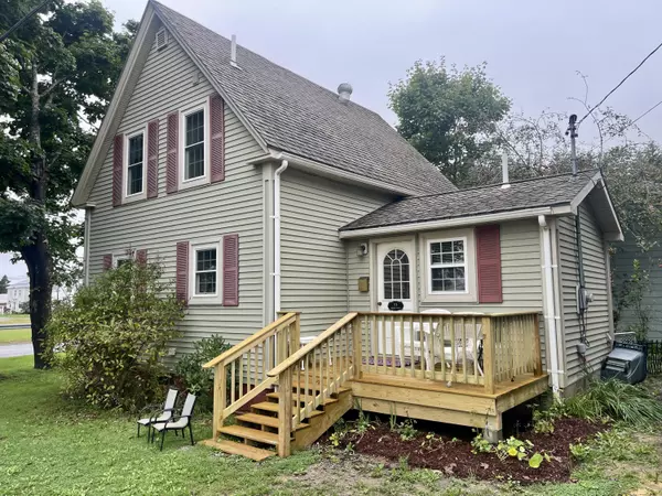 11 Brighton AVE, Eastport, ME 04631