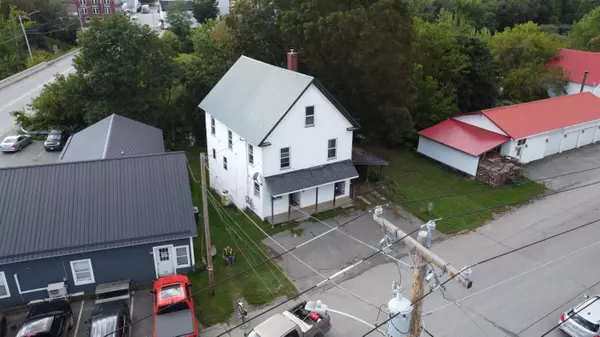 Newport, ME 04953,69 Elm ST