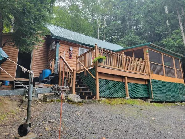 68 Echo Valley EST, Rome, ME 04963