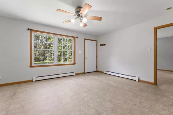 Westport Island, ME 04578,8 Colby RD