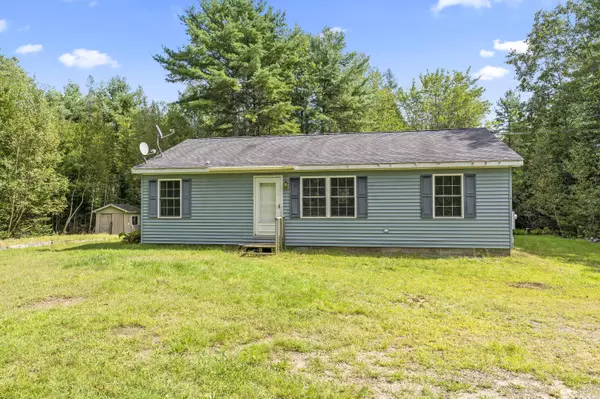 8 Colby RD, Westport Island, ME 04578