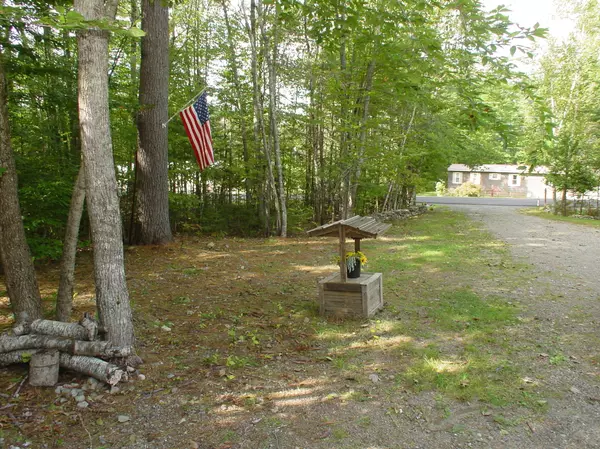 Milford, ME 04461,20 Griffin DR